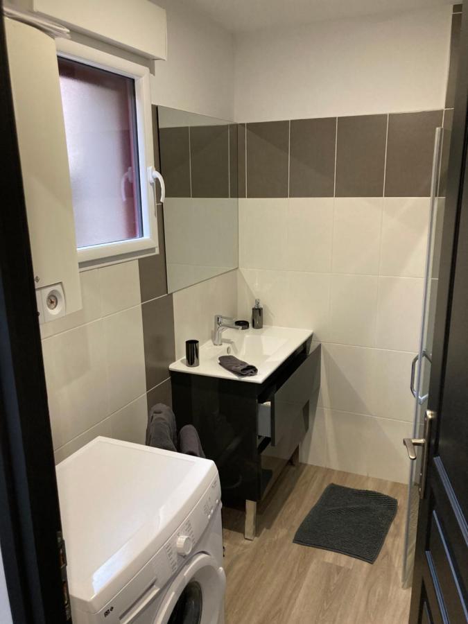 Sejour Detente A Saint-Omer - Jacuzzi Prive, Terrasse, Centre-Ville Et Parking Gratuit Eksteriør bilde